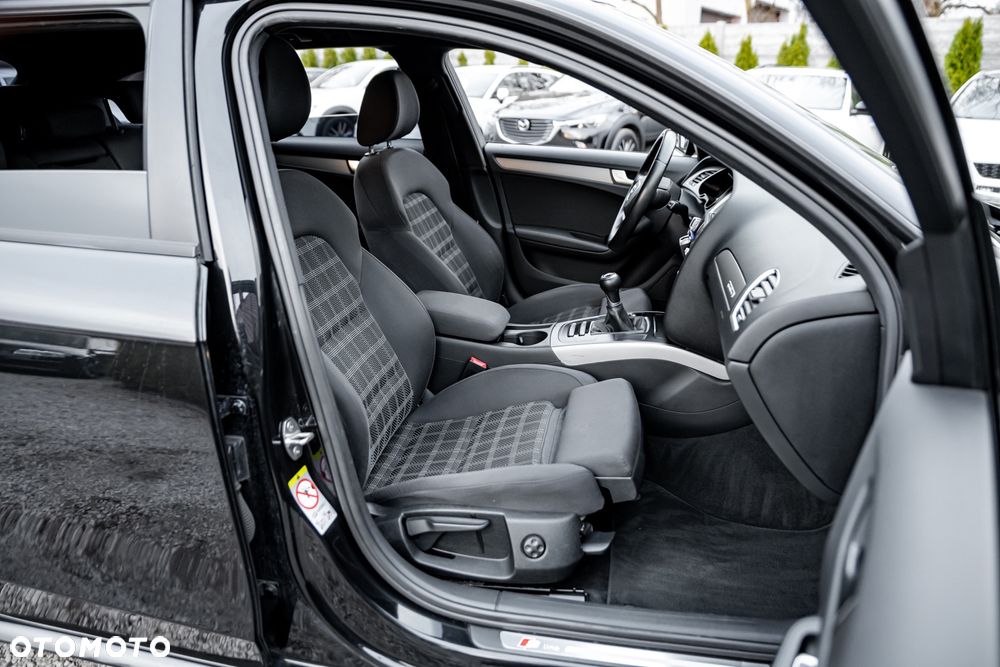 Audi A4 Avant 2.0 TFSI quattro S line Sportpaket - 21