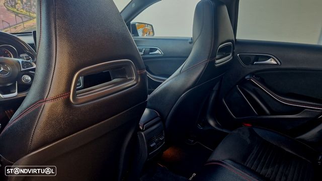 Mercedes-Benz CLA 220 d 7G-DCT AMG Line - 9
