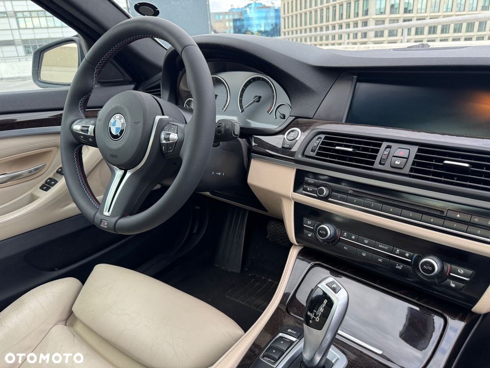 BMW Seria 5 528i - 19