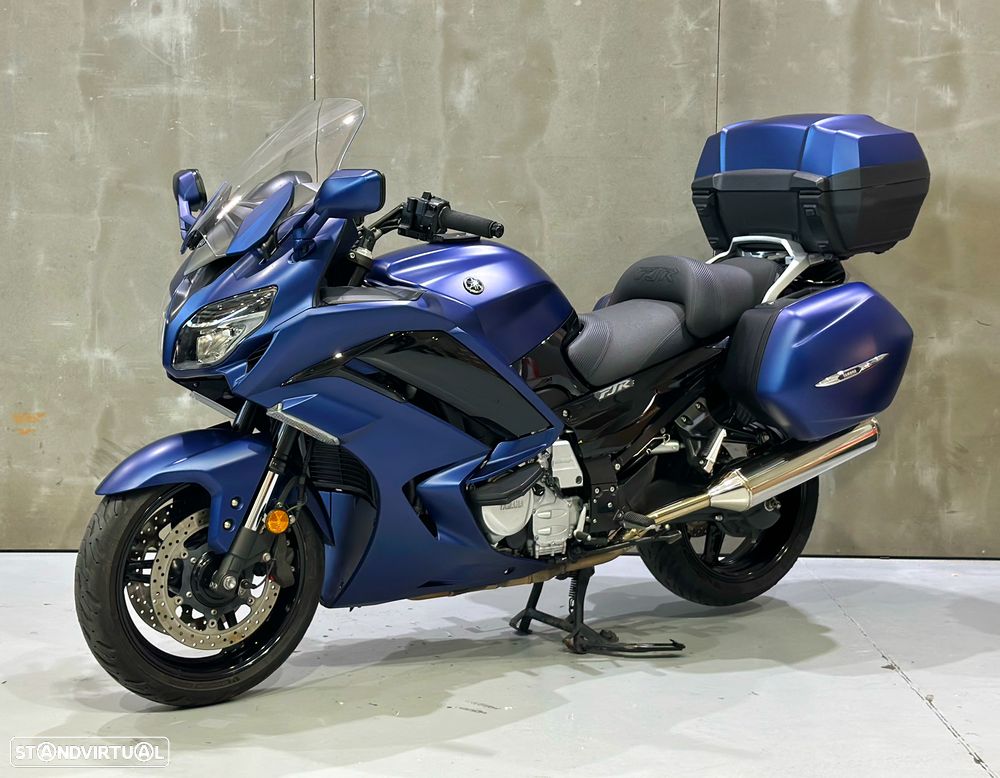 Yamaha FJR 1300 - 1
