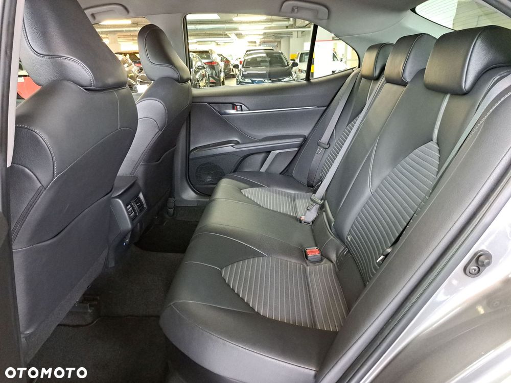 Toyota Camry 2.5 Hybrid Prestige CVT - 13