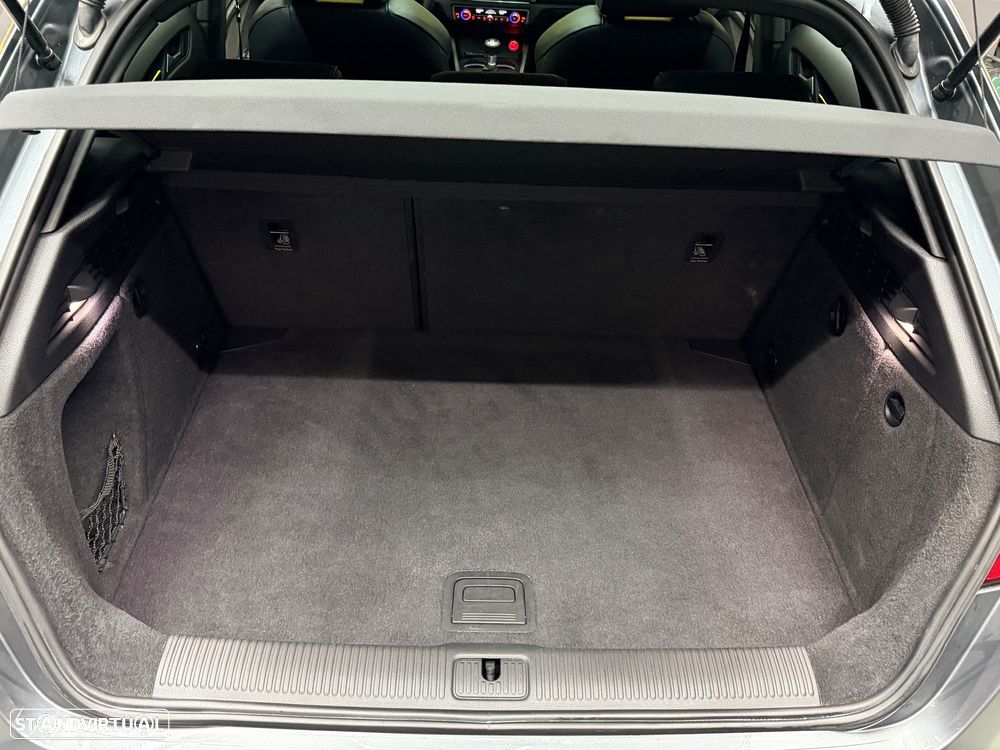 Audi A3 Sportback 2.0 TDI S line Sport Pack - 39