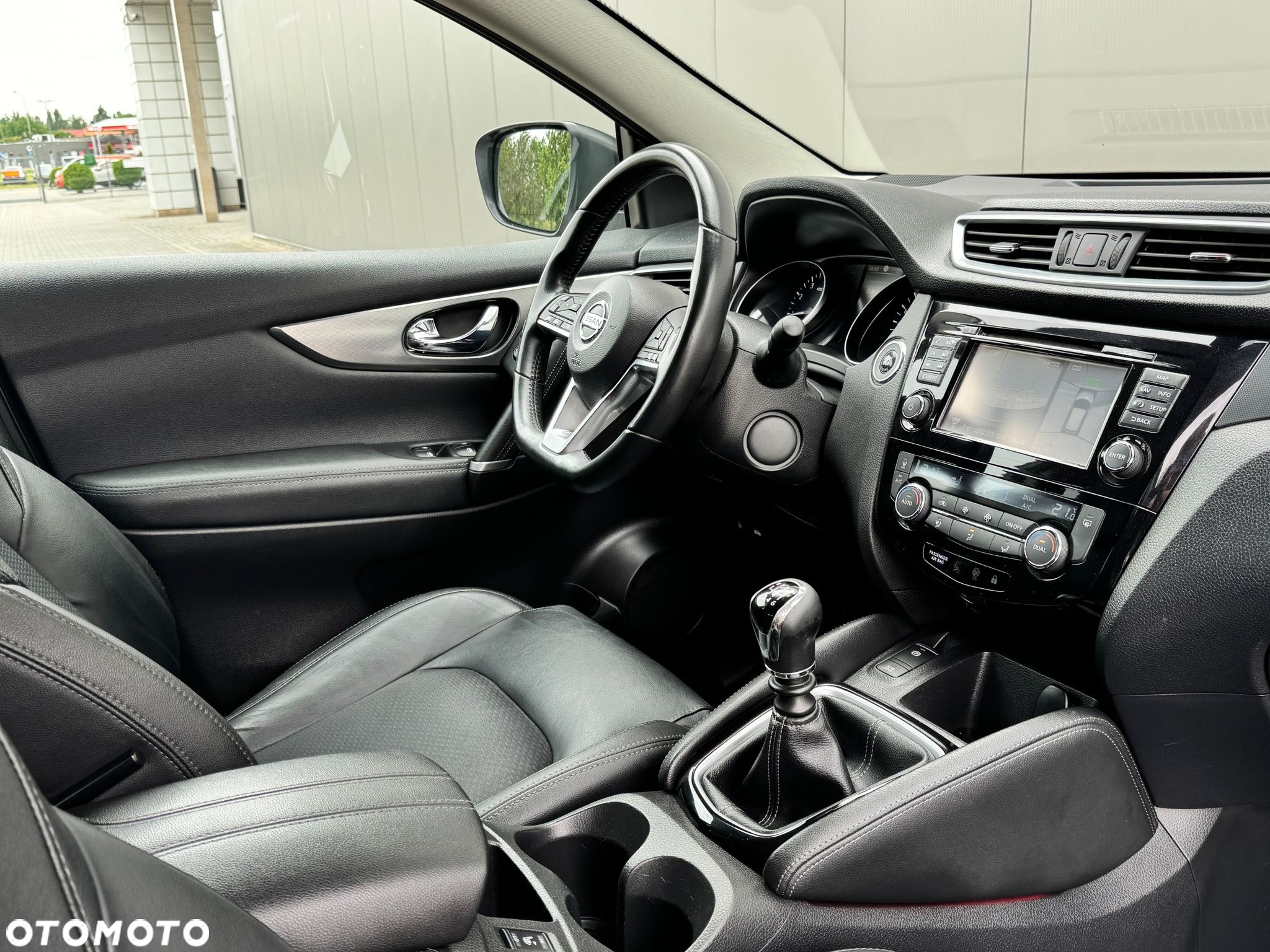 Nissan Qashqai 1.3 DIG-T Tekna - 14