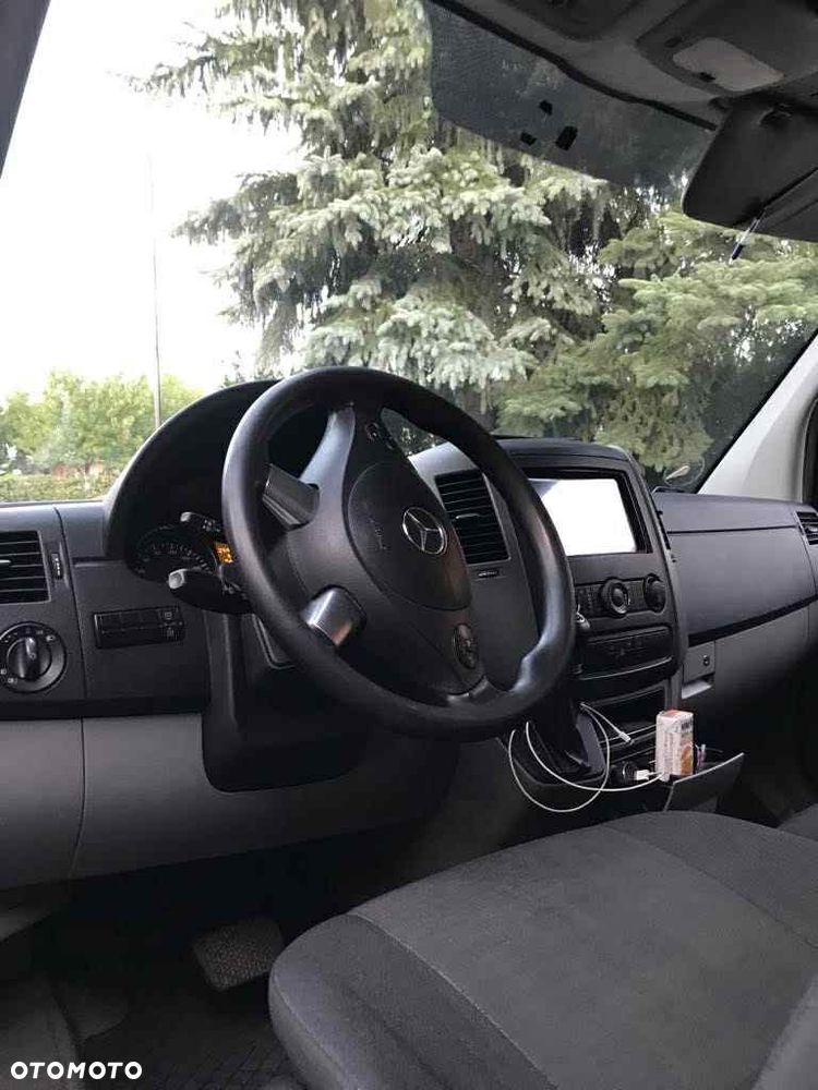 Mercedes-Benz Sprinter - 6