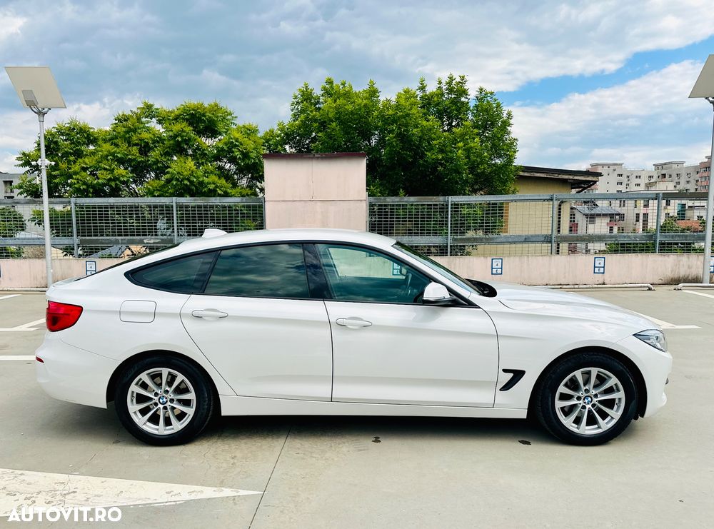 BMW Seria 3 320d Aut. Advantage - 2