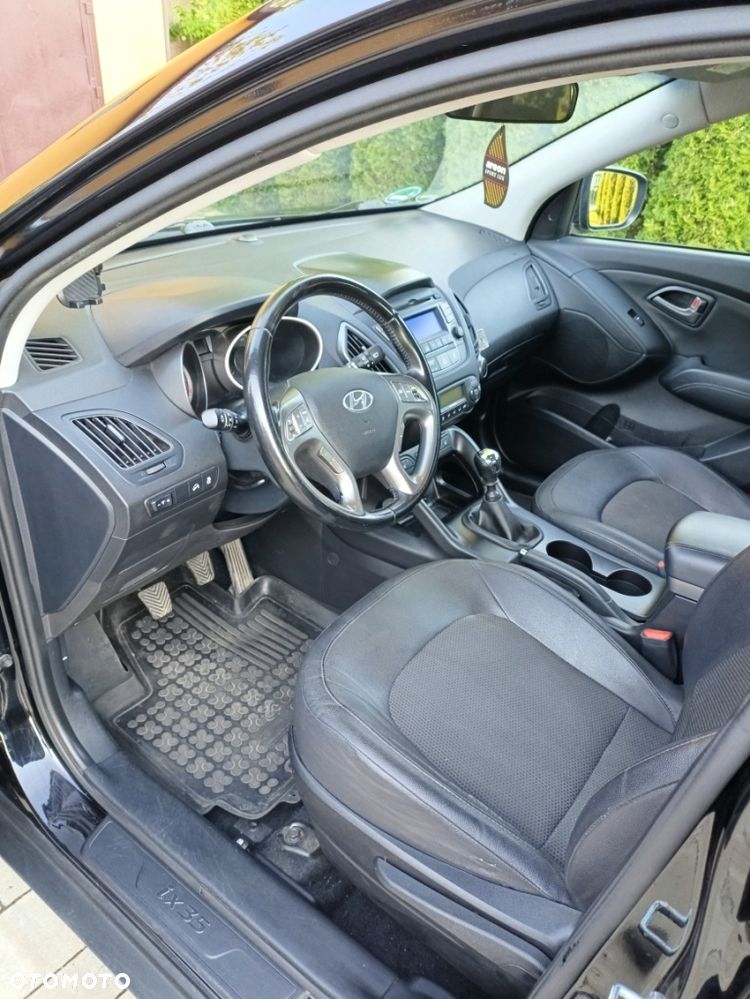 Hyundai ix35 1.6 2WD Fifa World Cup Edition - 14