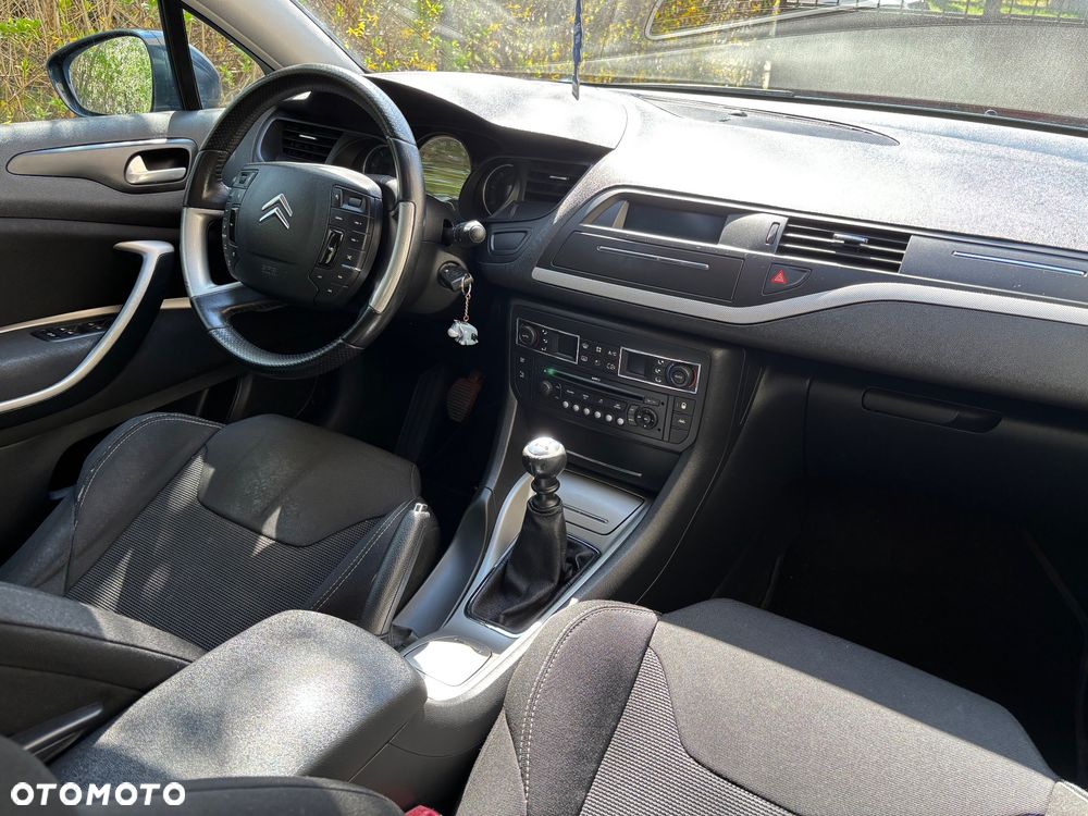 Citroën C5 2.0 HDi Confort - 8