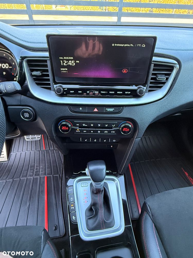 Kia ProCeed 1.6 T-GDI GT DCT - 24