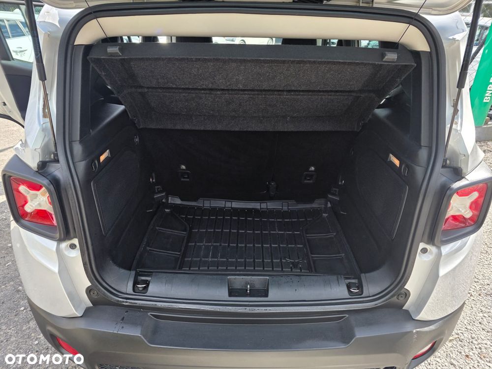 Jeep Renegade 1.4 MultiAir Longitude FWD S&S - 24