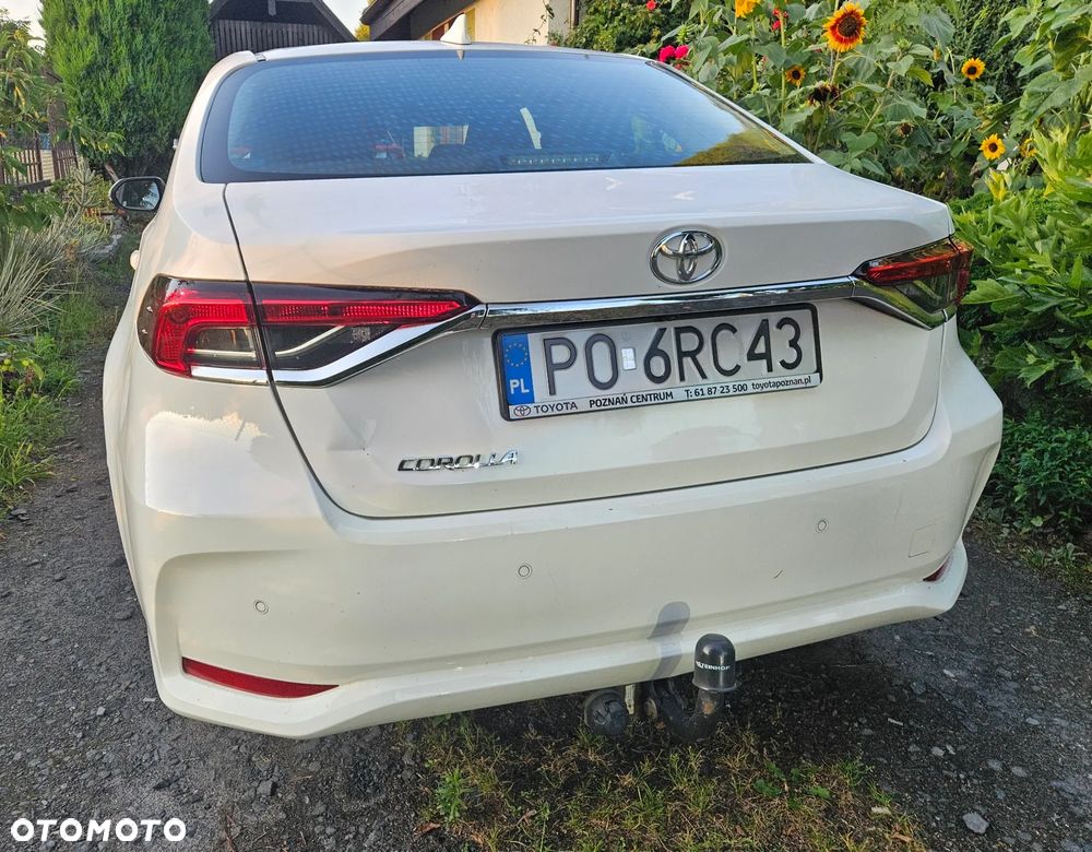 Toyota Corolla - 10