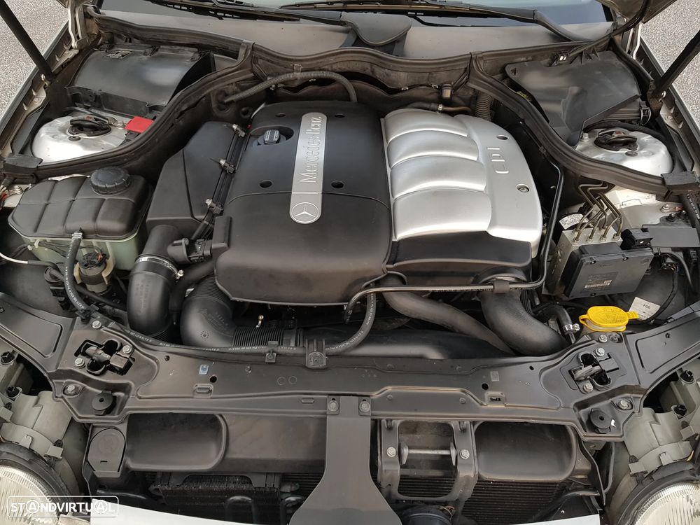 Mercedes-Benz C 220 - 25