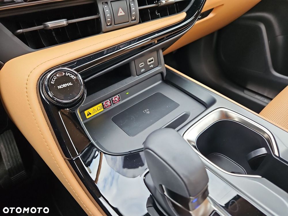 Lexus NX 350h Prestige AWD - 13