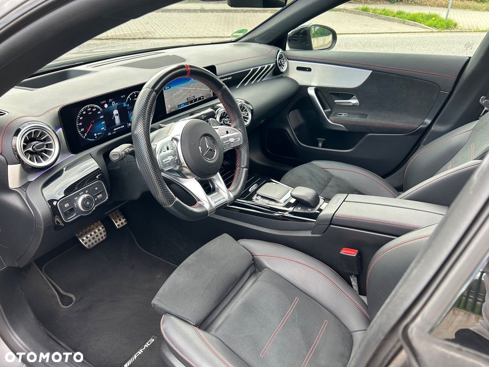 Mercedes-Benz CLA AMG 35 4Matic B AMG Speedshift 7G-DCT - 10