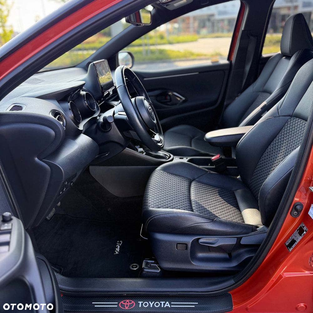 Toyota Yaris - 14