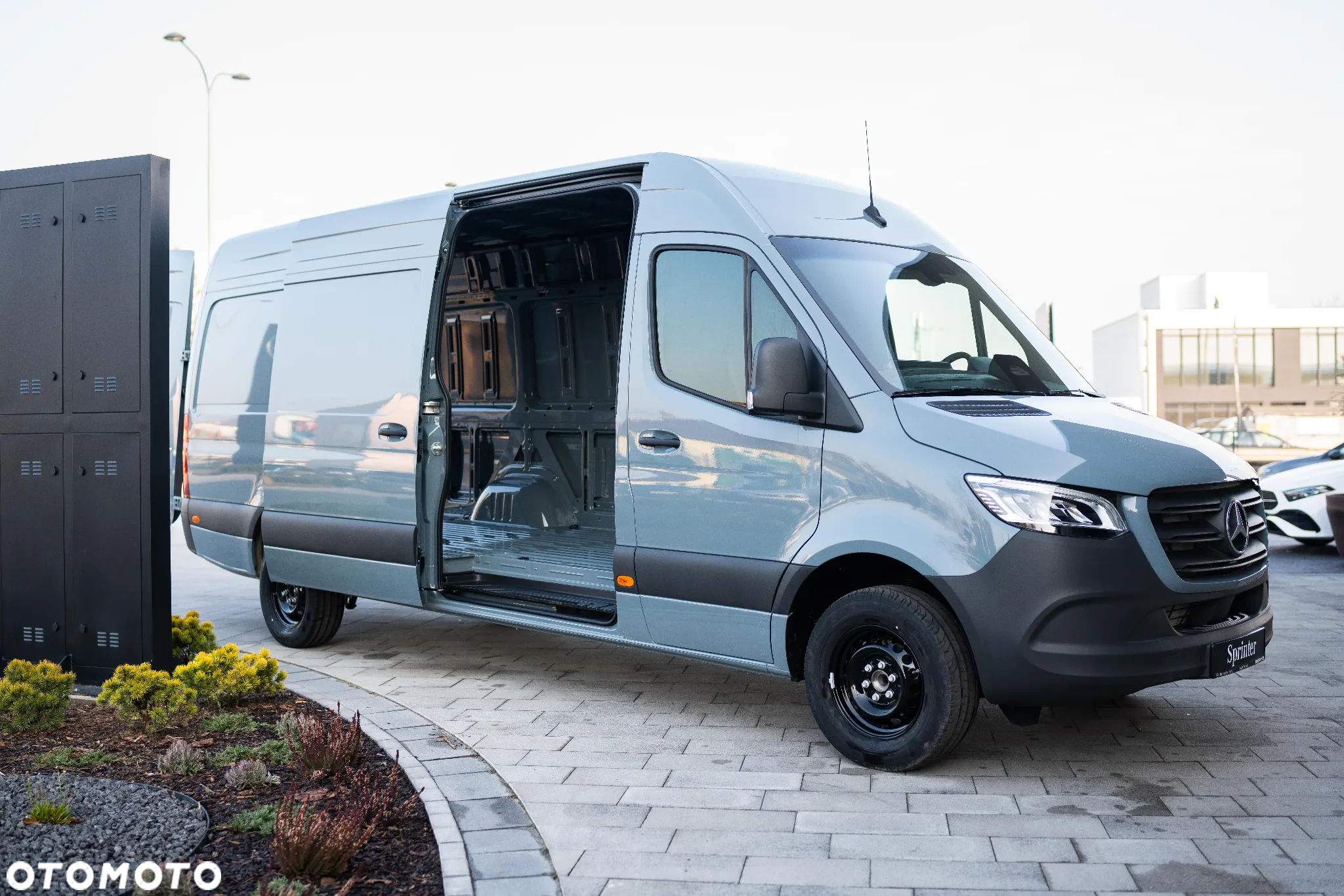 Mercedes-Benz Sprinter - 19