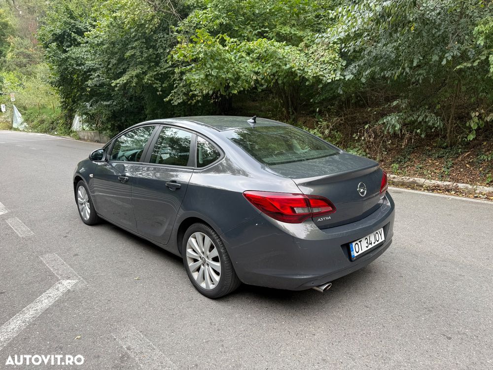 Opel Astra 1.4 ECOTEC Turbo Start/Stop Enjoy - 11