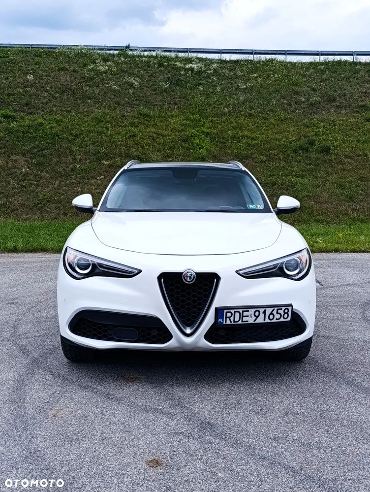 Alfa Romeo Stelvio 2.0 Turbo 16V AT8-Q4 Super - 2