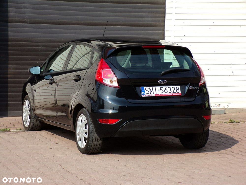 Ford Fiesta - 9