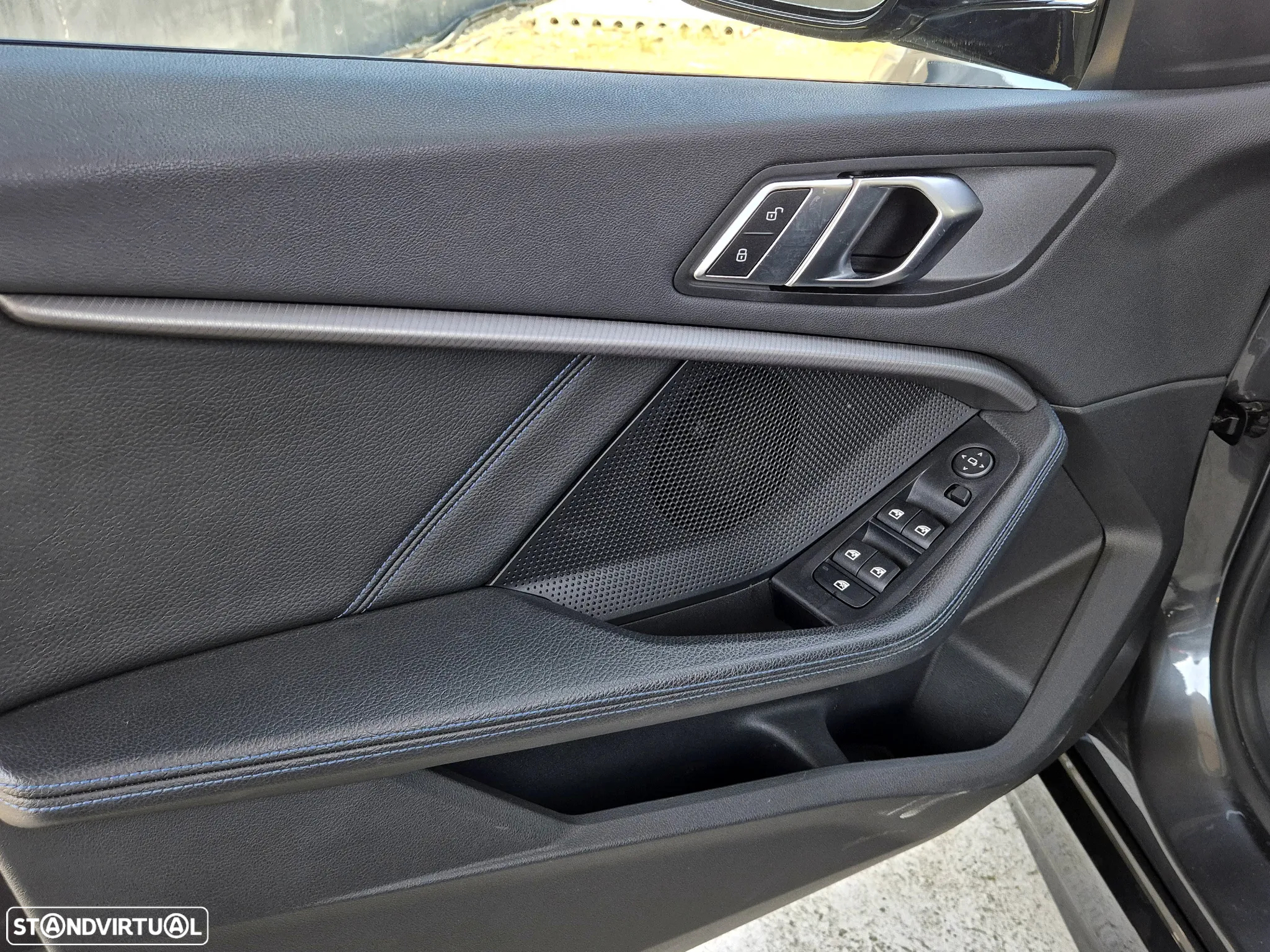 BMW 116 d Pack Desportivo M - 19