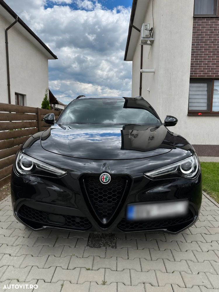 Alfa Romeo Stelvio 2.0 Turbo AWD AT8 Veloce - 2