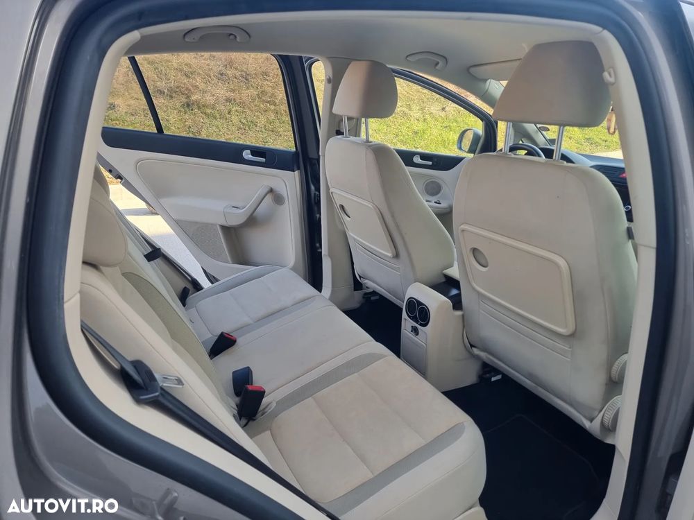 Volkswagen Golf Plus 1.6 TDI DPF BMT Highline DSG - 10