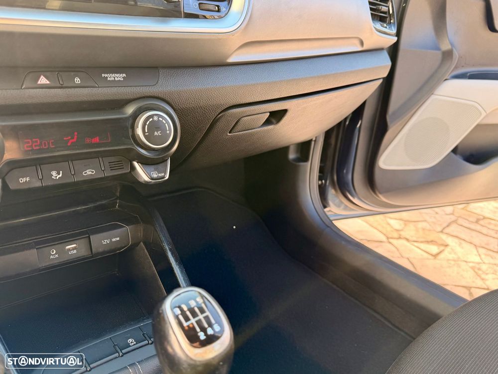 Kia Stonic 1.0 T-GDI GT Line - 28