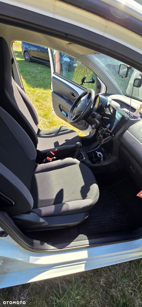 Peugeot 108 - 12