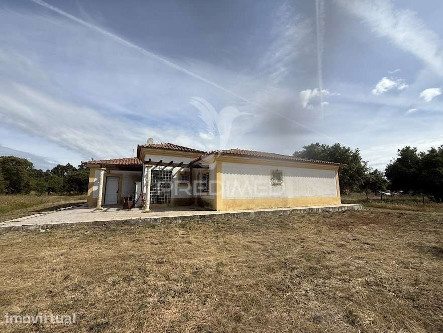 Refúgio Exclusivo: Propriedade de 4 hectares com moradia de confort... - Grande imagem: 3/40
