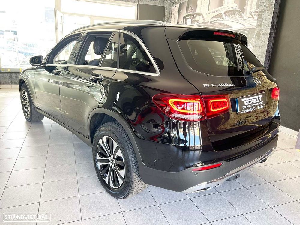 Mercedes-Benz GLC 300 de 4Matic 9G-TRONIC - 4