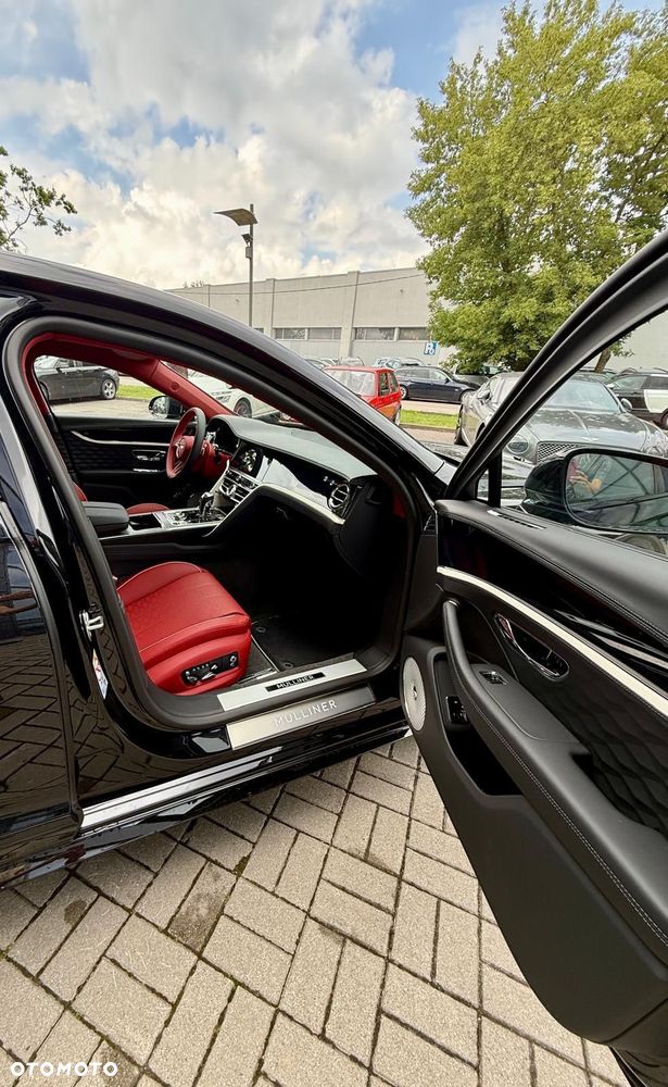 Bentley Flying Spur New V8 PHEV Mulliner - 5