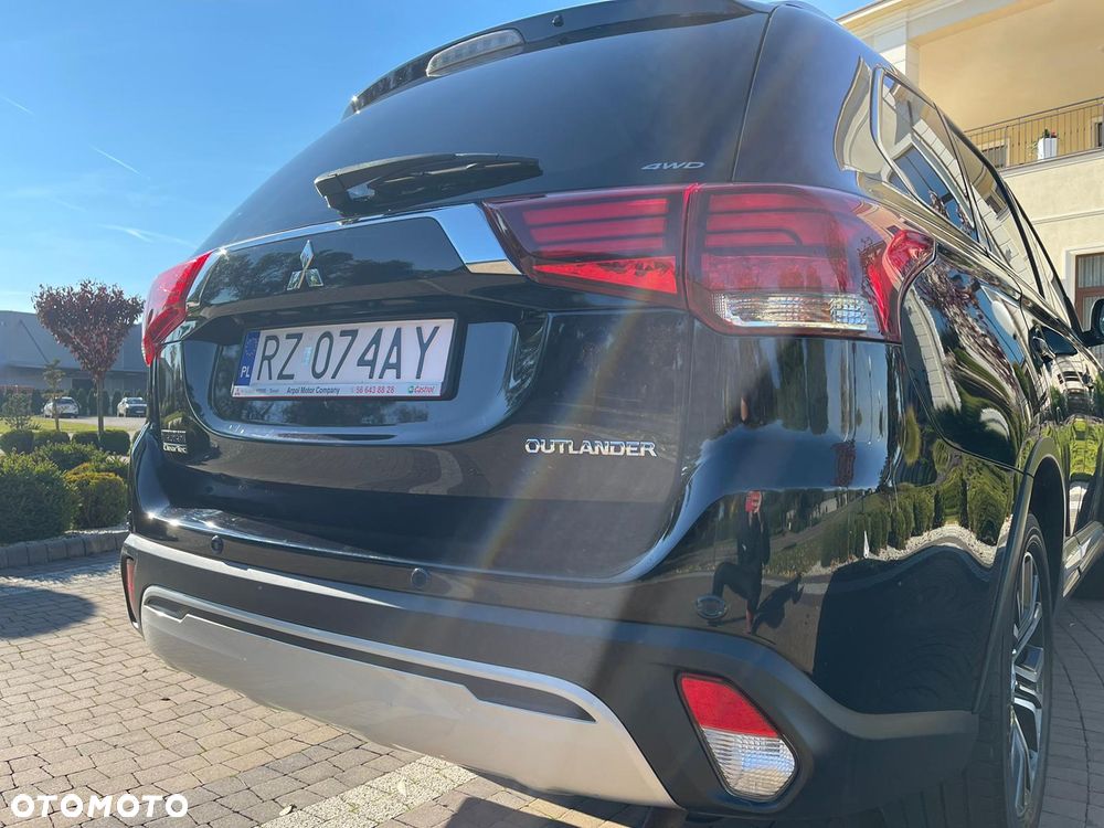 Mitsubishi Outlander - 27