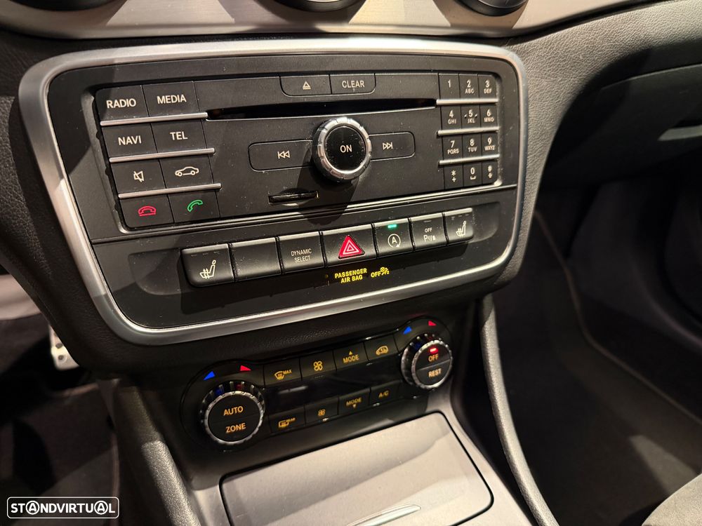 Mercedes-Benz CLA 180 d 7G-DCT AMG Line - 43
