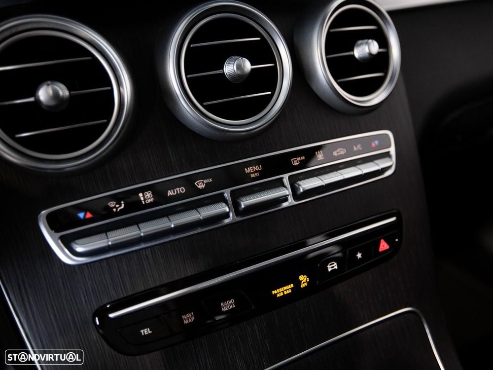 Mercedes-Benz GLC 300 de 4Matic - 28