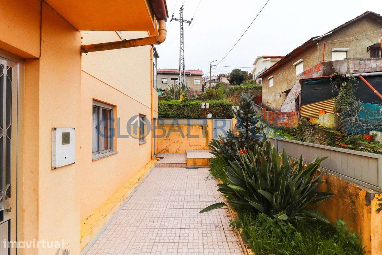 Andar de Moradia T2+1 em São Pedro da Cova - Grande imagem: 5/60