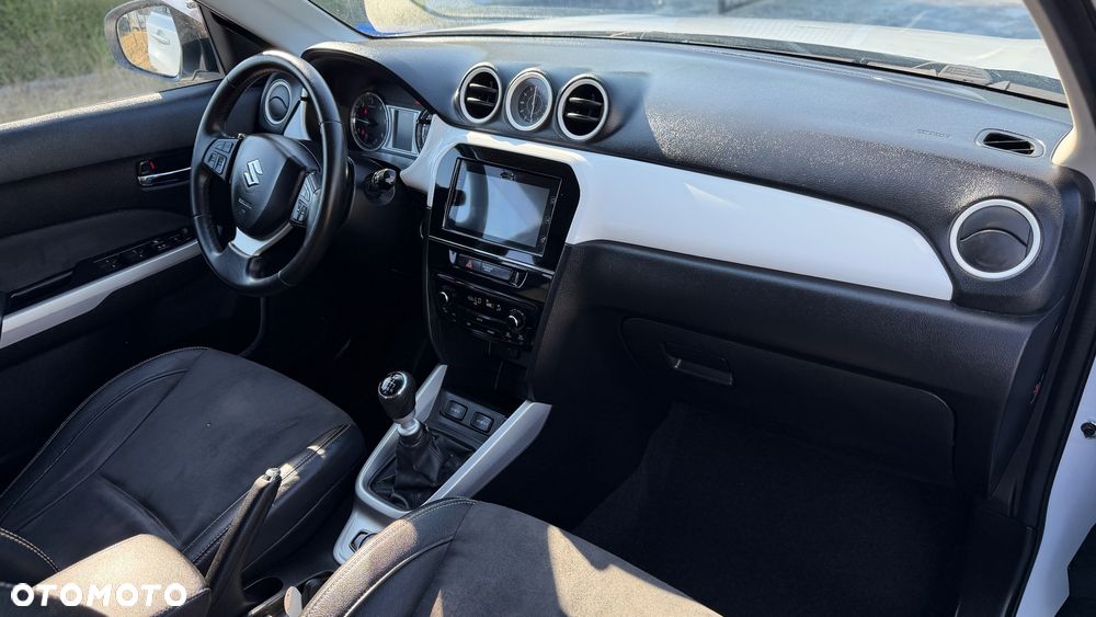 Suzuki Vitara 1.6 DDiS (4x4) Allgrip Comfort - 31