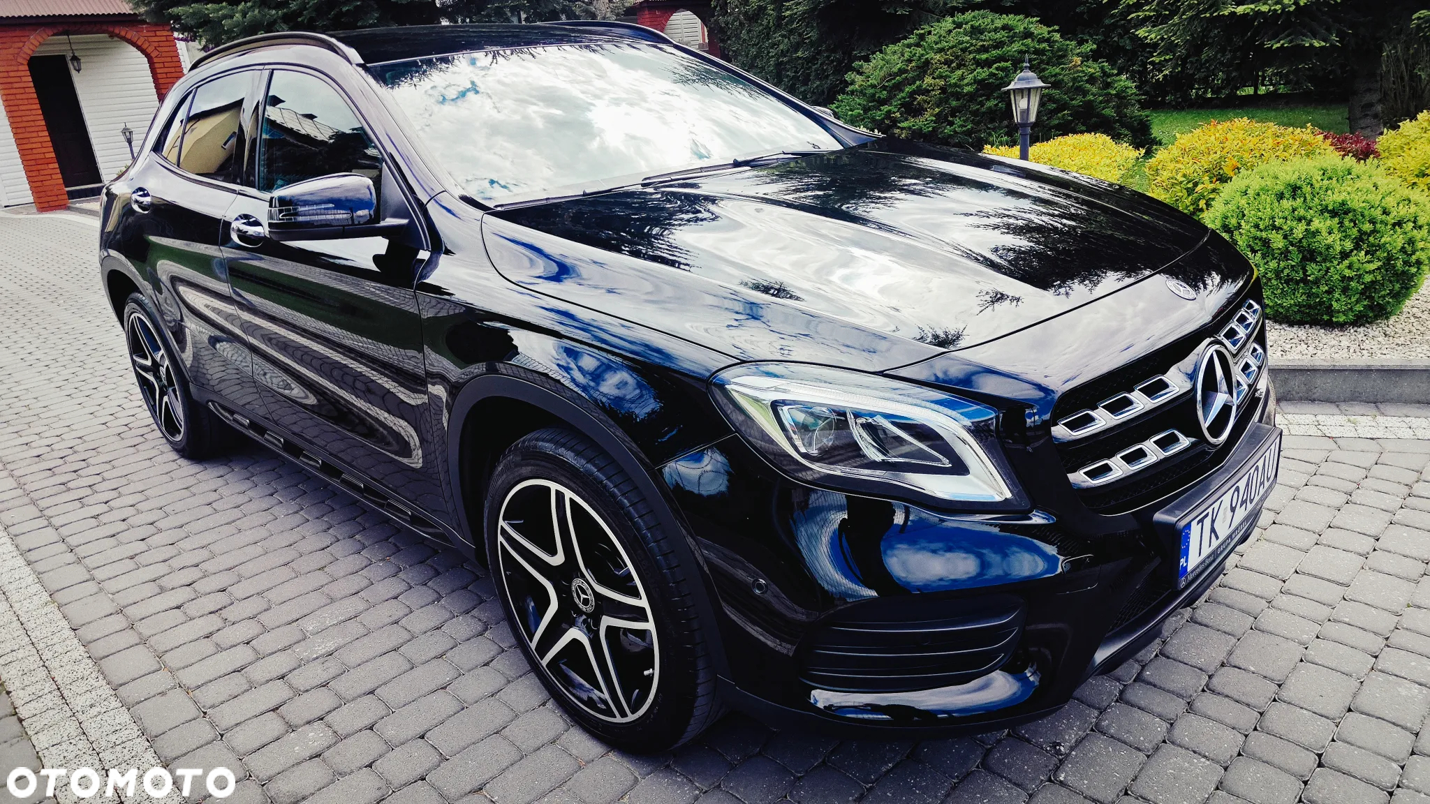 Mercedes-Benz GLA 220 4-Matic Urban - 3