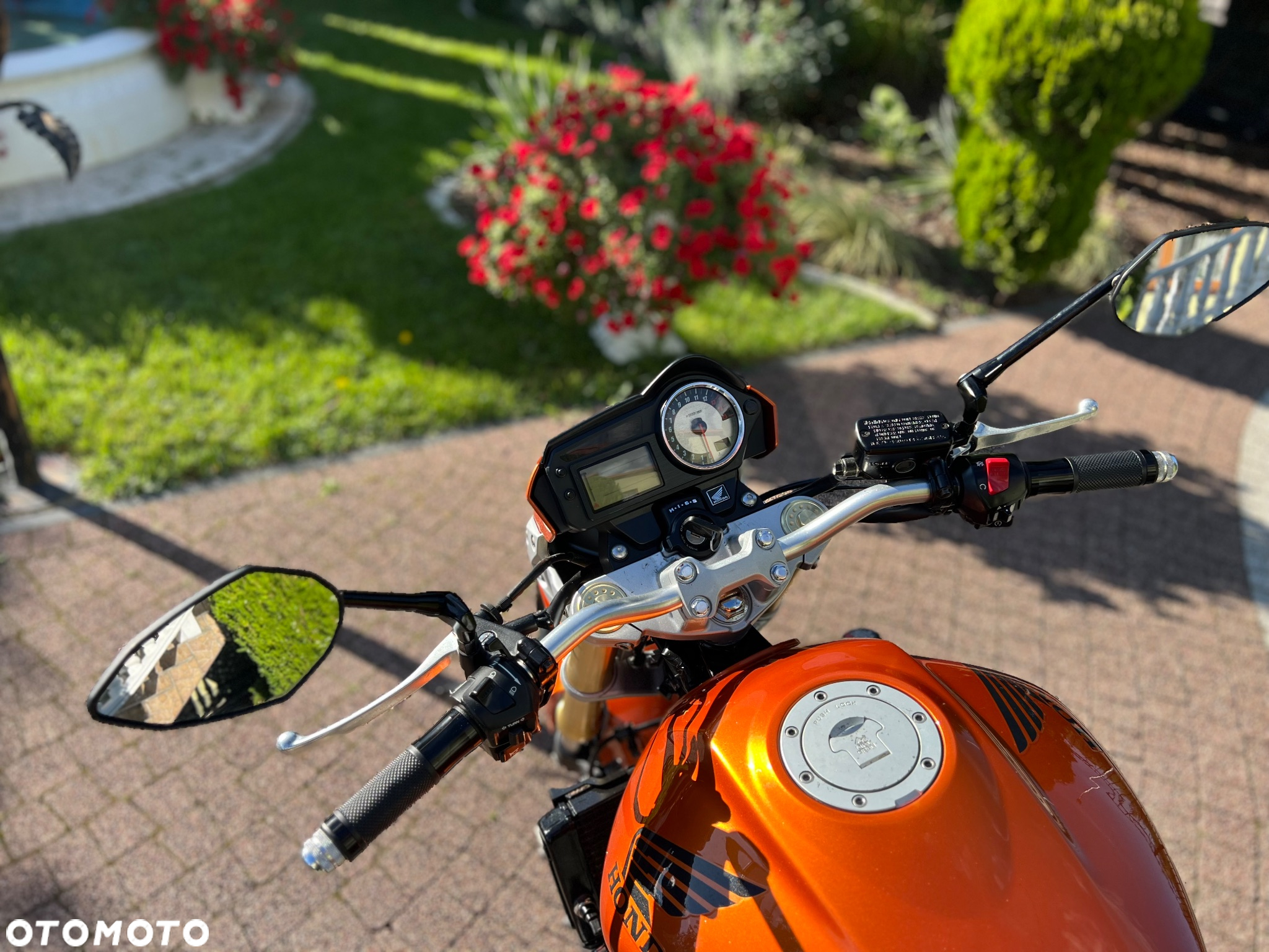 Honda Hornet - 34
