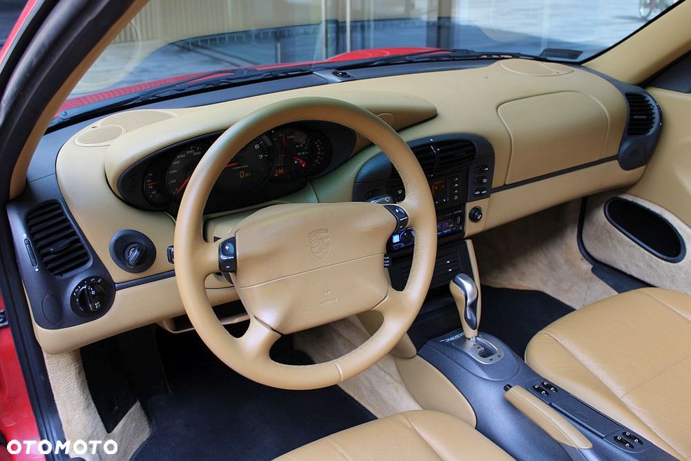 Porsche 911 - 22