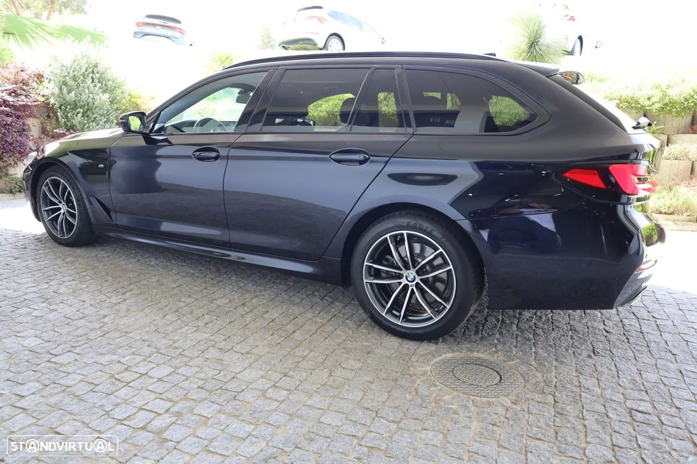 BMW 520 d Pack Desportivo M Auto - 12
