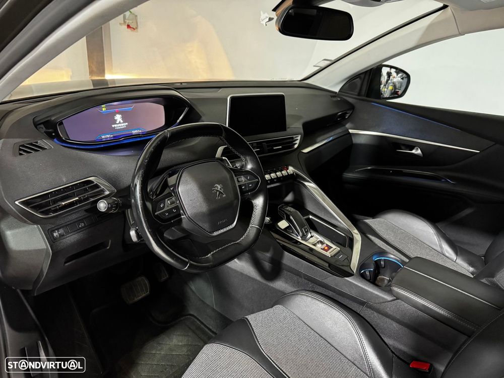 Peugeot 3008 1.5 BlueHDi Allure EAT8 - 17