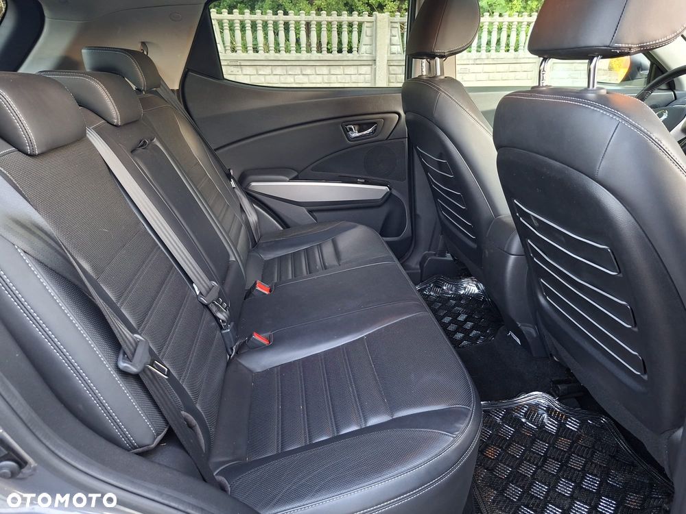 SsangYong/KGM Tivoli e-XDi 160 2WD Automatik Crystal - 11