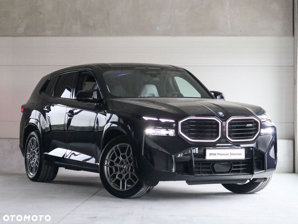 BMW XM - 10