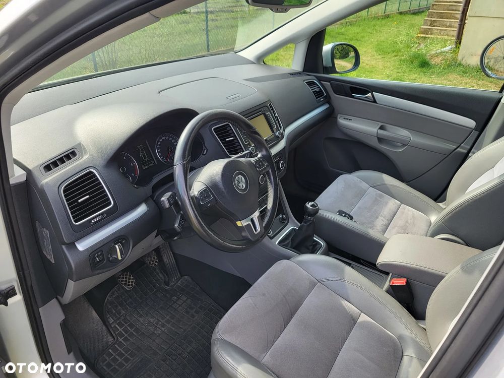 Volkswagen Sharan 2.0 TDI Highline - 12