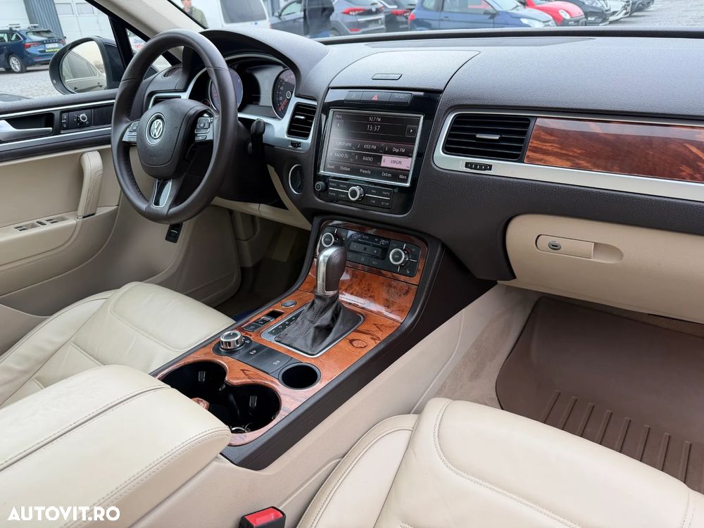 Volkswagen Touareg 3.0 V6 TDI BMT - 6