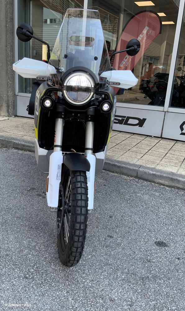 Husqvarna Norden 901 EXPEDITION - 4