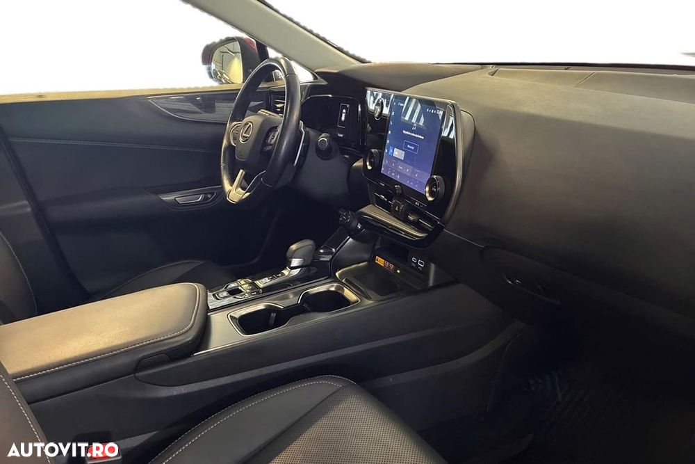 Lexus Seria NX 450h+ E-FOUR Business - 18