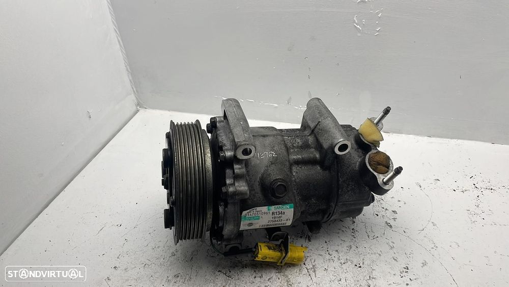 COMPRESSOR AR CONDICIONADO BMW 3 2004 - 4