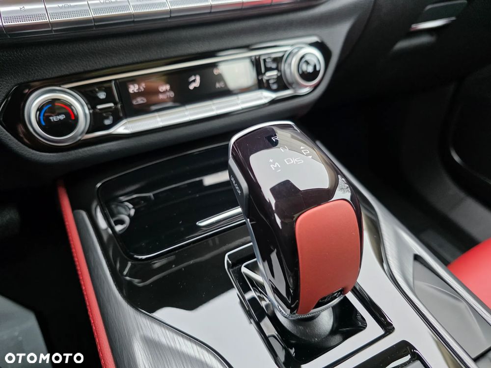 Bestune T77 1.5T Business DCT - 23