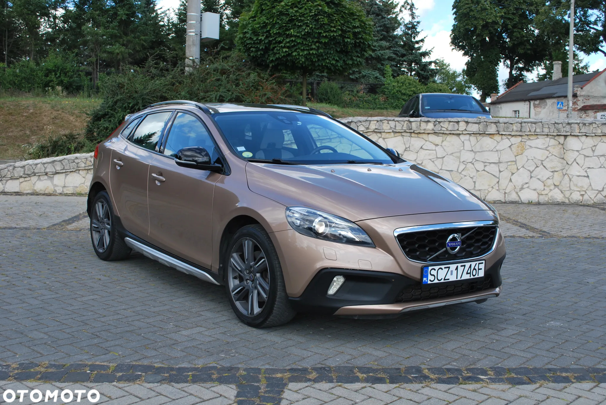 Volvo V40 Cross Country D4 Summum - 9