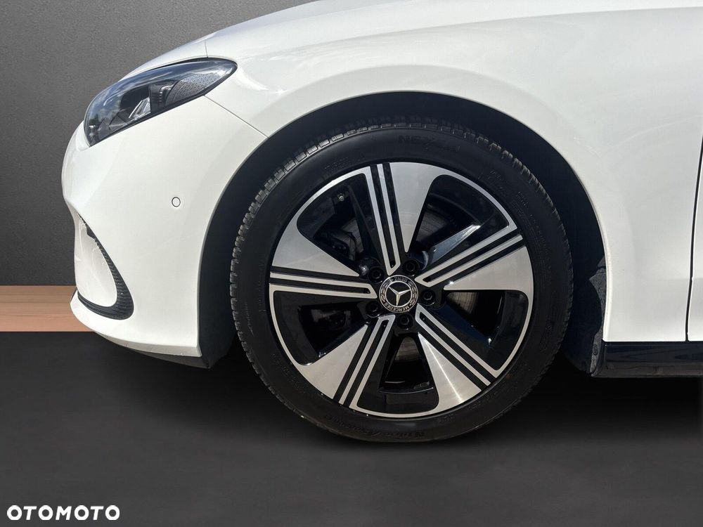 Mercedes-Benz CLA - 18